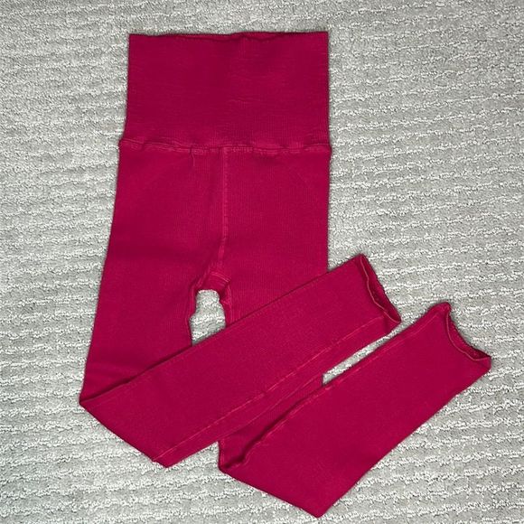 Free People Pants - FREE PEOPLE | NWOT Ultra High-Rise 7/8 Happiness Runs Leggings in Lovestruck